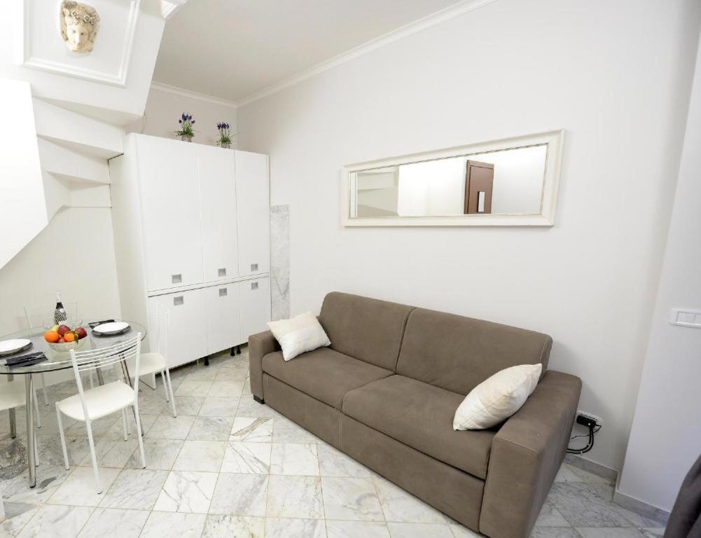 K'Alma Apartment Colosseo - Leopardi Rome Buitenkant foto